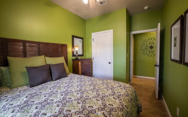 Gruene Getaway 3 Bedroom Condo