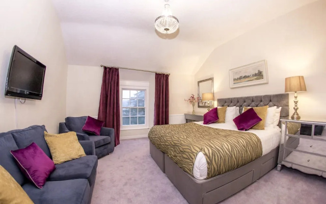 Royal Goat Hotel