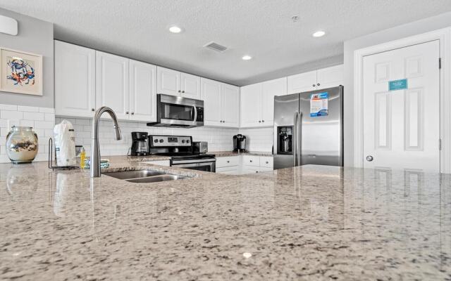 Majestic Beach Towers 2-1701