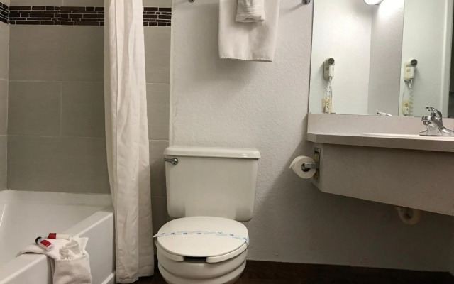 Americas Best Value Inn & Suites Humble