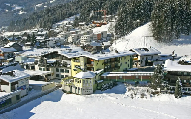 Apartment in Zillertal Near Spieljochbahn