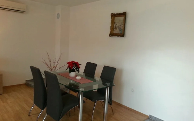 Branko - Close to the sea - A1