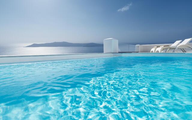 Tholos Resort Hotel