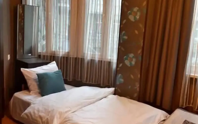 Tbilisi Center Delux Family Apartment