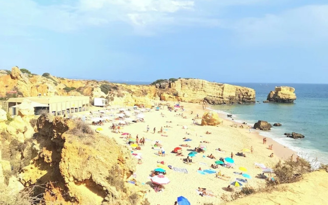 Tropicana Holiday Apartments