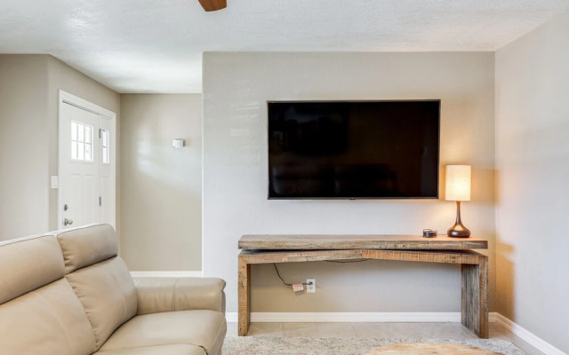 Scottsdale Vacation Rental W/ Patio & Game Room!