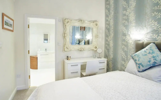 The Milburn Arms Hotel