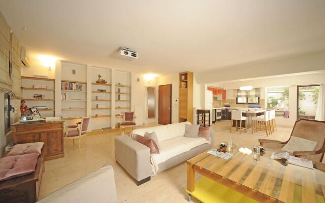 Koukaki garden escape child friendly apartment