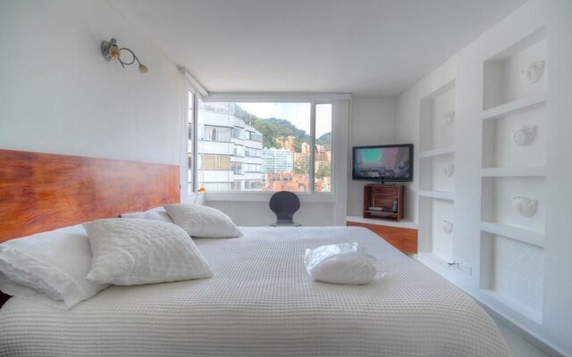 Apartment Zona Rosa 2204