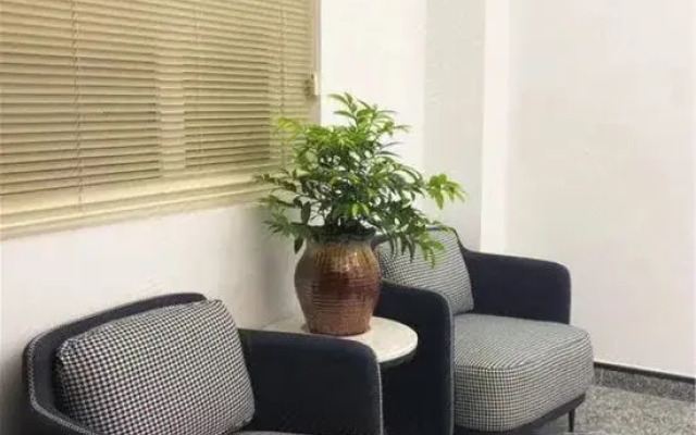 Zheli Fashionable Hotel