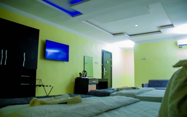 GPinnacle Suites