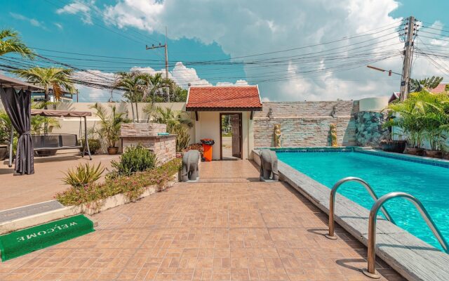 Viewbor Villa - Pattaya Holiday House Walking Street