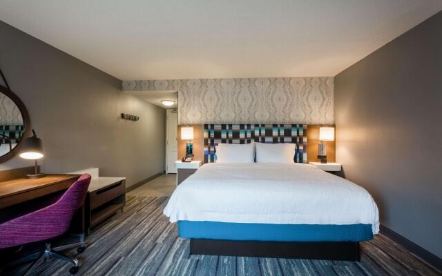 Hampton Inn & Suites Herndon-Reston