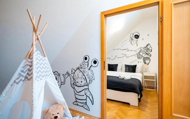 Klimentska Cartoon apartments