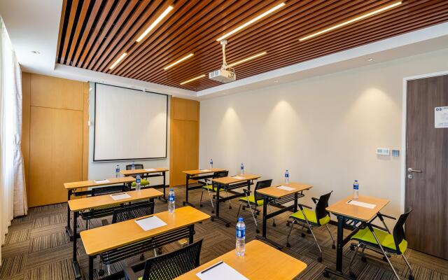 Holiday Inn Express Litang by IHG