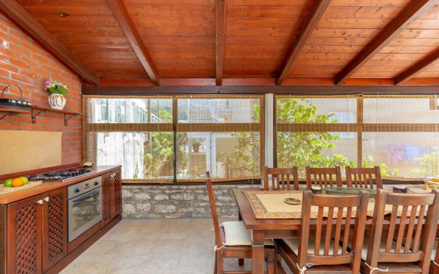 Sky Breeze Apartment