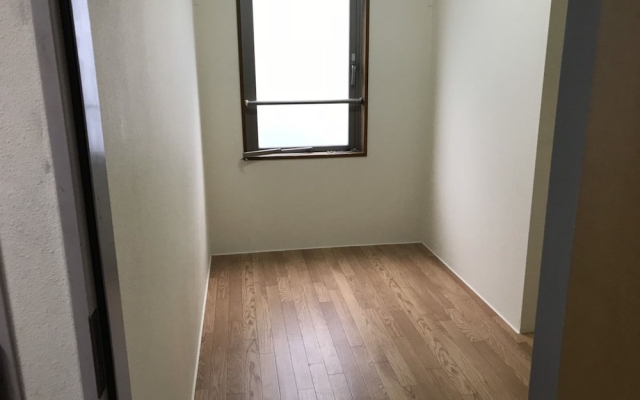 Shirayurisou - Male Only