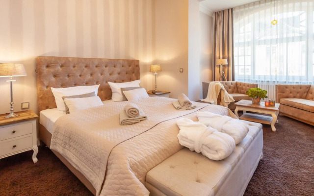 Hotel Vier Jahreszeiten Binz - Adults Only