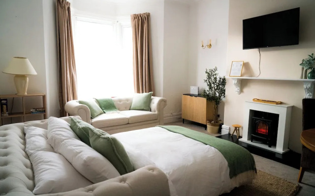 Centre of Whitley Bay Short & Long Stay