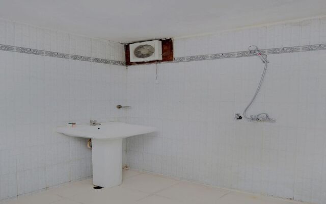 Oyo 14830 Hotel Dreamland Resorts