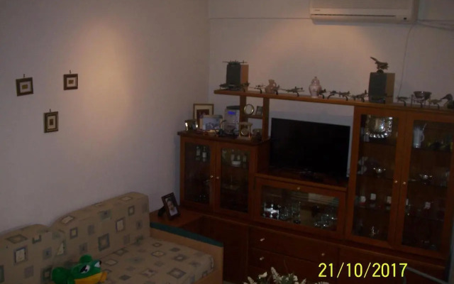 Quiet spacious apartment in Nafplio