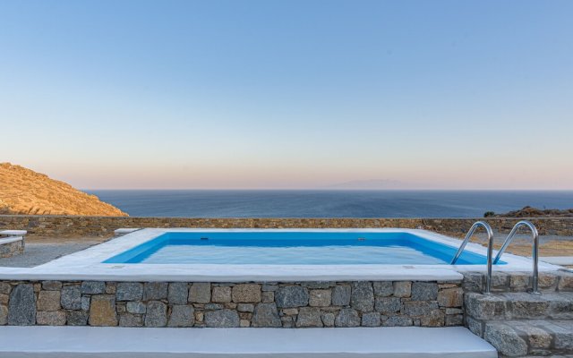 Mykonos Unique Villas by 2Doors