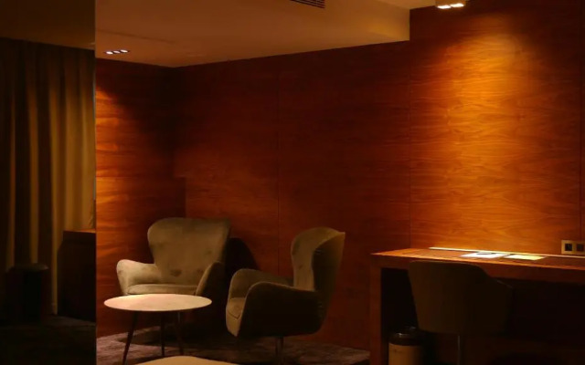 Howard Hôtel Paris Orly Aeroport