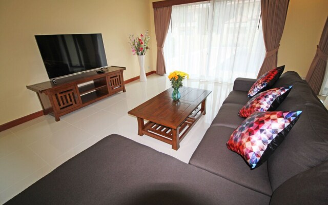 Bang Saray Pool Villa by Pattaya Sunny Rentals