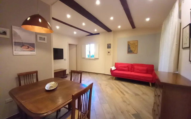 Leone in Firenze With 1 Bedrooms and 1 Bathrooms