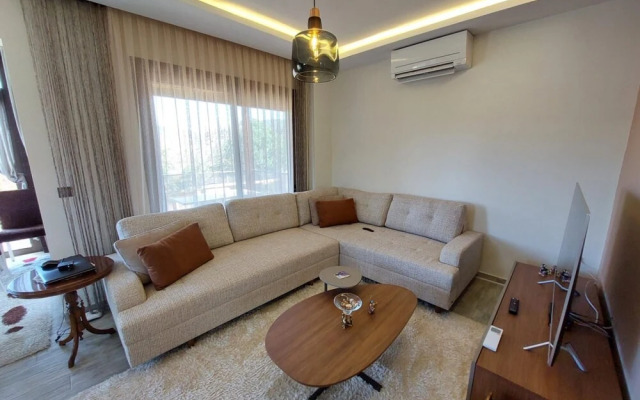 Vibrant Flat With Balcony in Golturkbuku