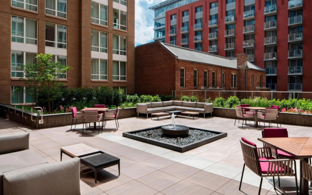 Courtyard by Marriott Washington Downtown/Convention Center