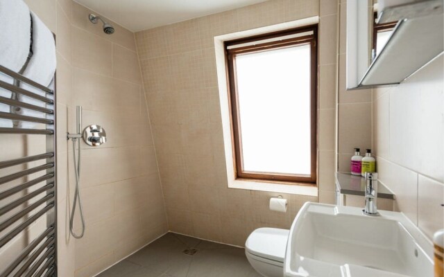 The Paddington Mews - Comfortable & Elegant 3BDR Paddington House