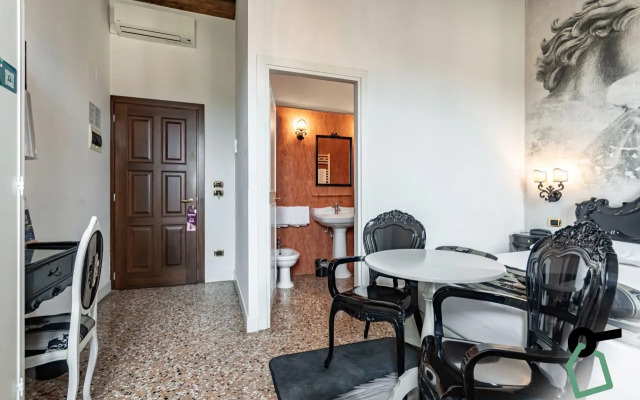 Hotiday Room Collection - Dolo