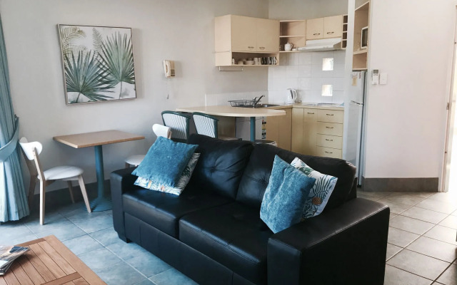 Noosa River Sandy Shores