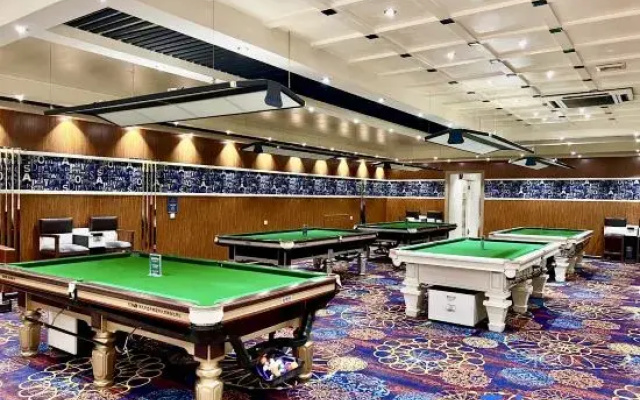 changchun city jinyi huajing business hotel