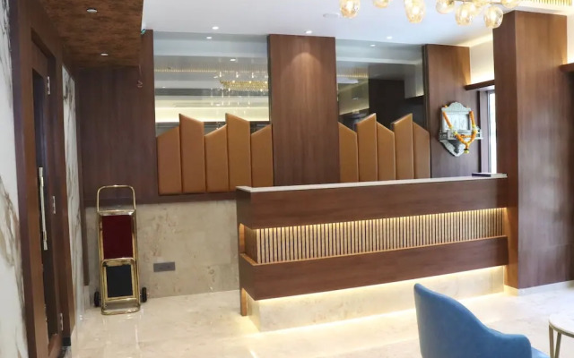 Hotel Golden Nest - Thane