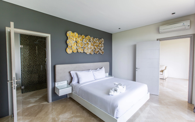 The Double View Mansions Bali – Guest Rooms – Pererenan