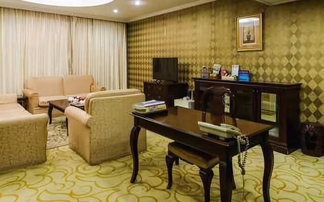 Huanghe Jingdu Grand Hotel