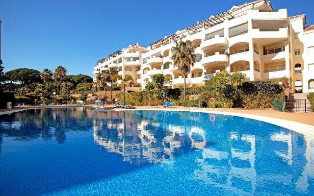 Luxury beach apartment Elviria, Marbella