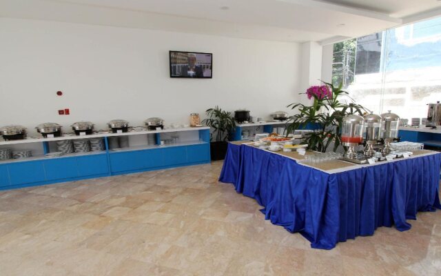 Arnava Hotel Senen