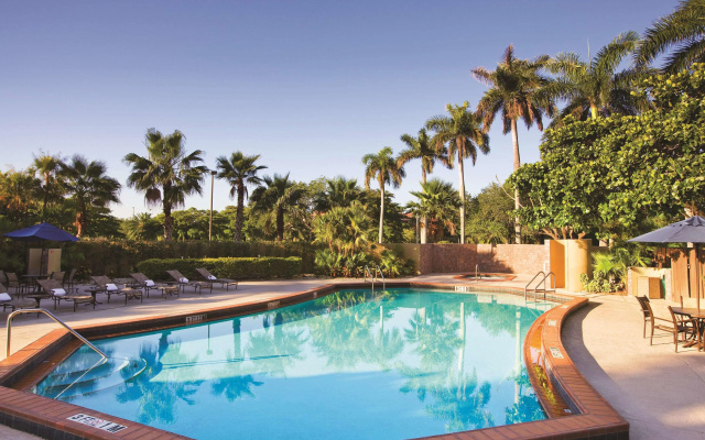 DoubleTree by Hilton Miami Airport & Convention Center