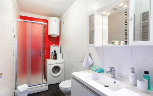 La Riva 1 Comfortable Holiday Residence