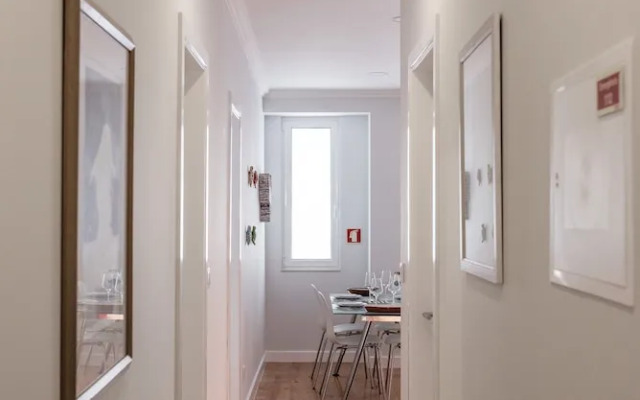 Penha1 · Lisbon's Charming and Bright Apartment