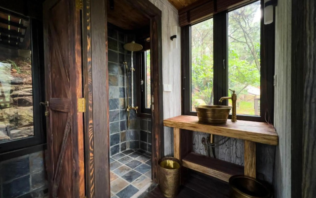 Amaya Retreat