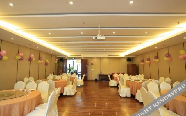 新奥酒店(重庆西部奥特莱斯店)