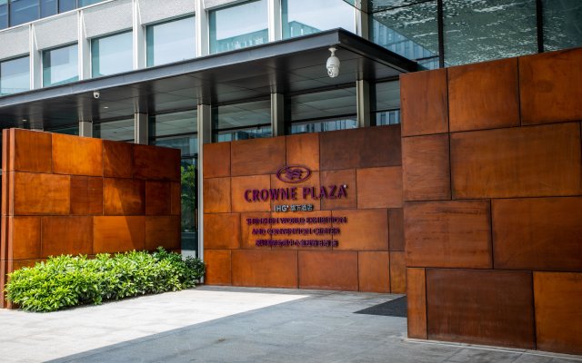 Crowne Plaza Shenzhen World Exhibition and Convention Center, an IHG Hotel