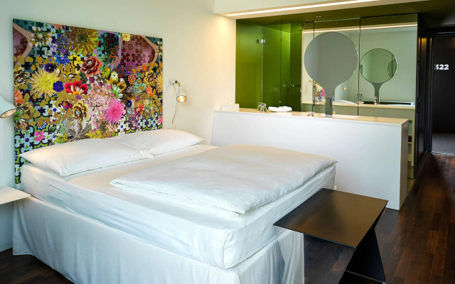 City Garden Hotel