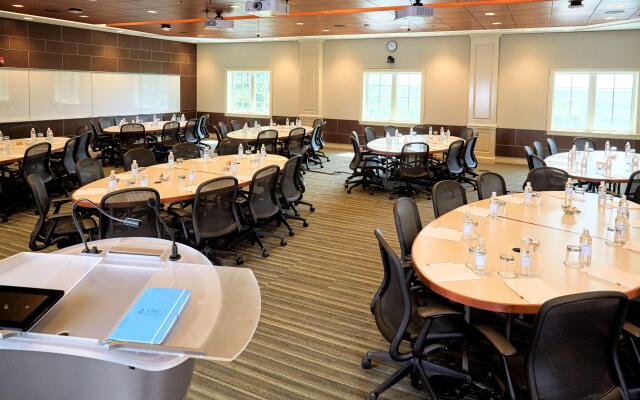 Rizzo Center, a Destination by Hyatt Hotel