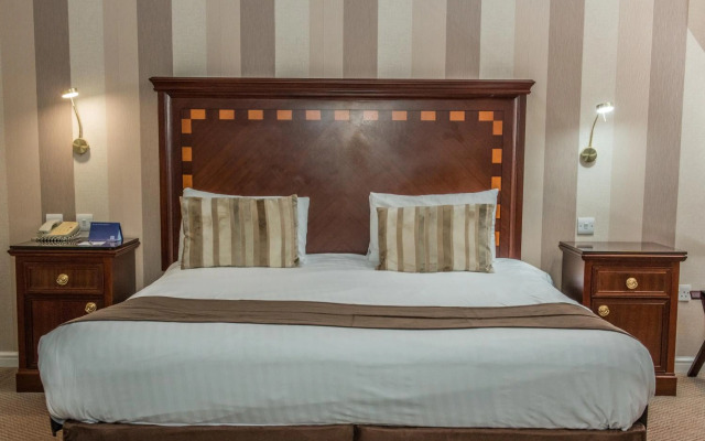 Manor of Groves Hotel, Golf & Health Club