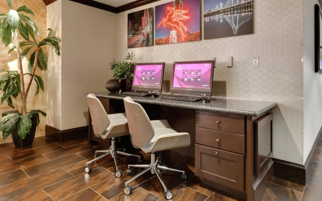 Crowne Plaza Dallas Downtown by IHG